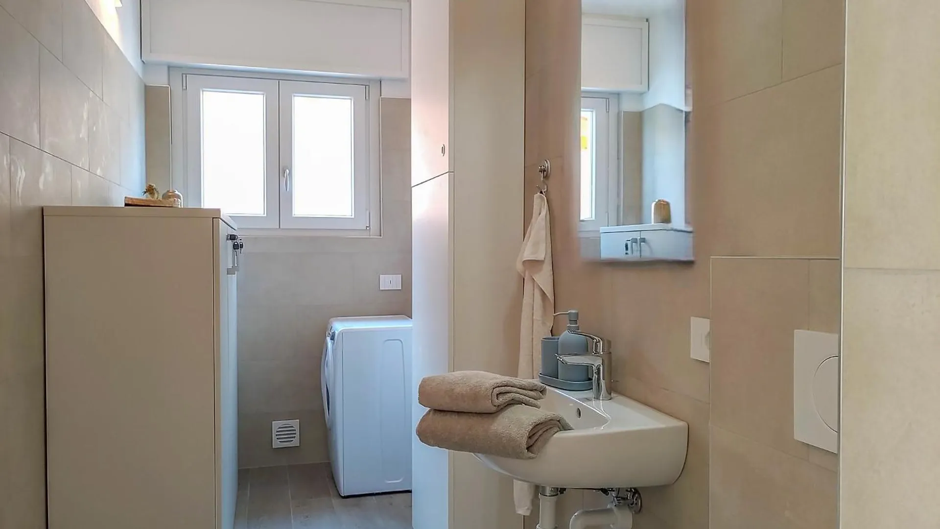 Piazzetta Dongo Apartment Italy