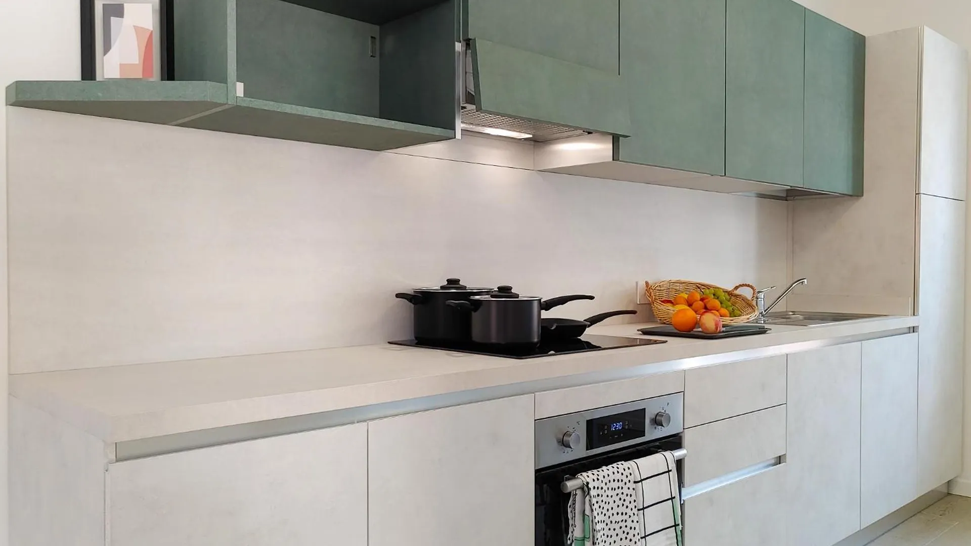 Piazzetta Dongo Apartment
